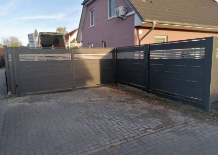 1738 1738